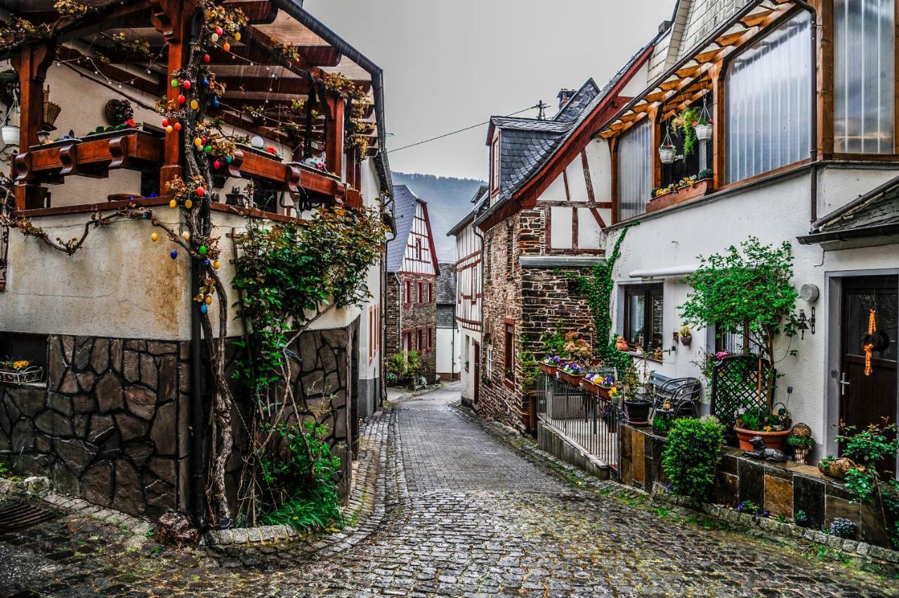 Ferienhaus Am Kloster Stuben Bremm Exteriör bild